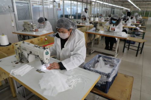 密云服裝廠變身口罩廠，她們功不可沒 巾幗連身“衣”變“盾”